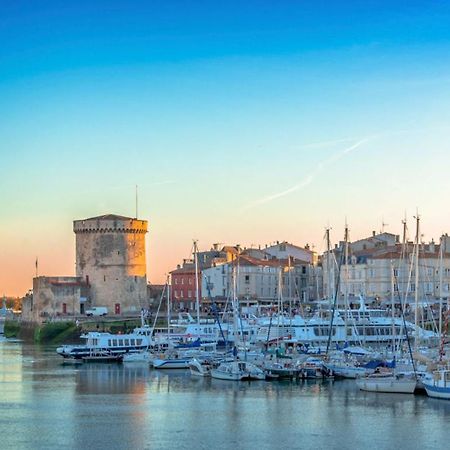 Maison Centre Ville Avec Jardin , Terrasse, Et Garage Velos La Rochelle  Eksteriør bilde