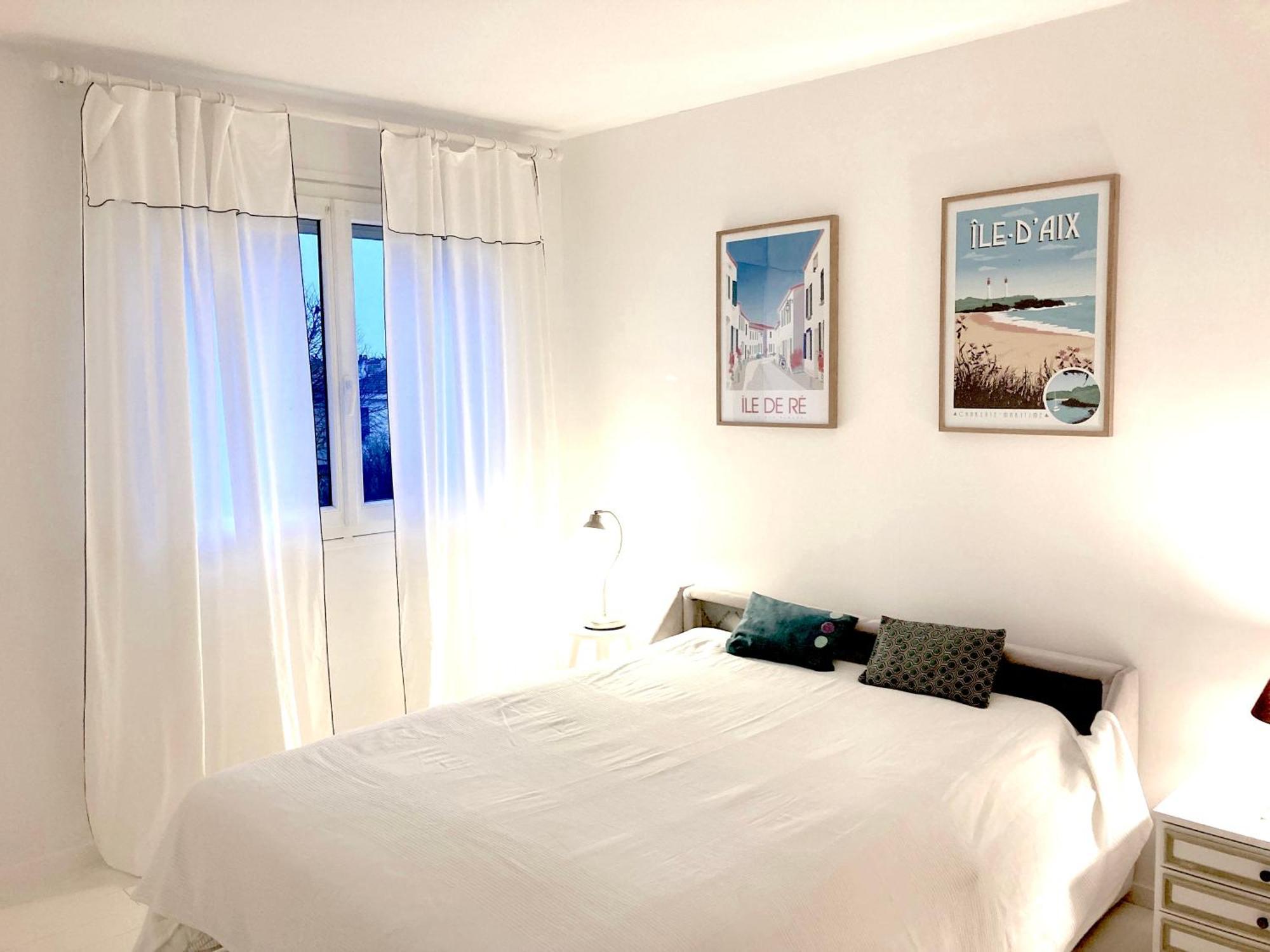 Maison Centre Ville Avec Jardin , Terrasse, Et Garage Velos La Rochelle  Eksteriør bilde