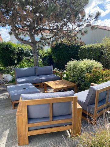 Maison Centre Ville Avec Jardin , Terrasse, Et Garage Velos La Rochelle  Eksteriør bilde